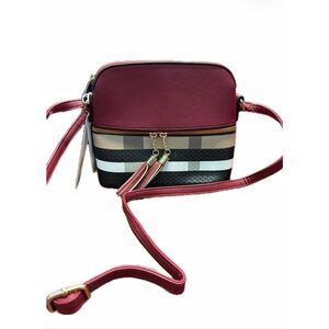 Luxie Collection Red Plaid bucket Crossbody Bag Brand New With Tags